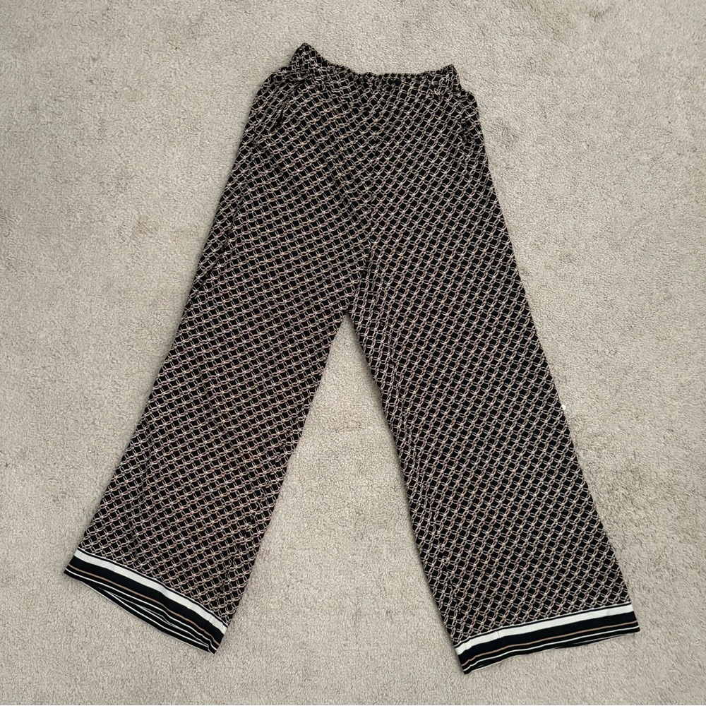 H&M Black and White Patterned Pants